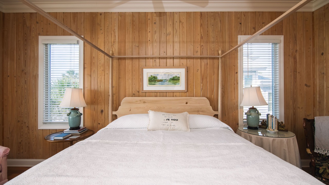 Photo of Bedroom in Edisto Island