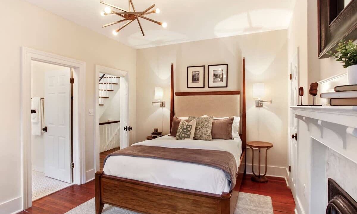 Photo of Bedroom in Beach Institute