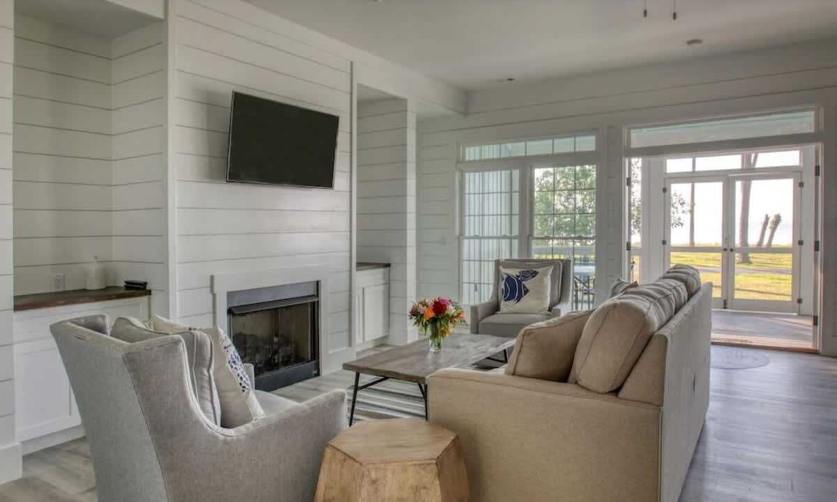 Photo of Livingroom in Melrose on the Beach