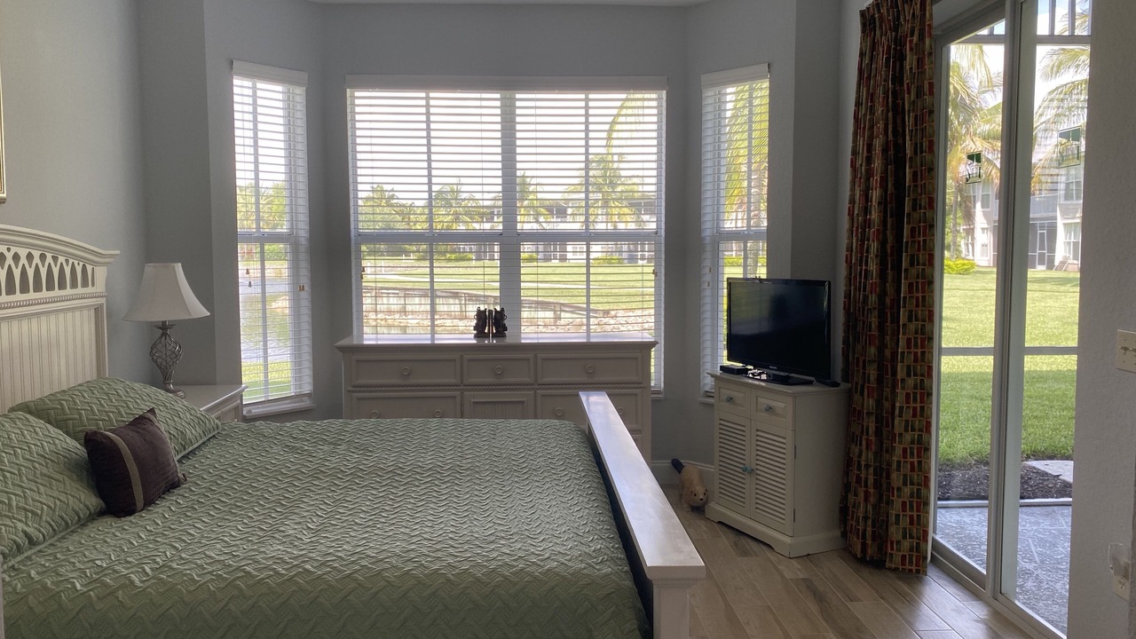 Photo of Bedroom in Naples