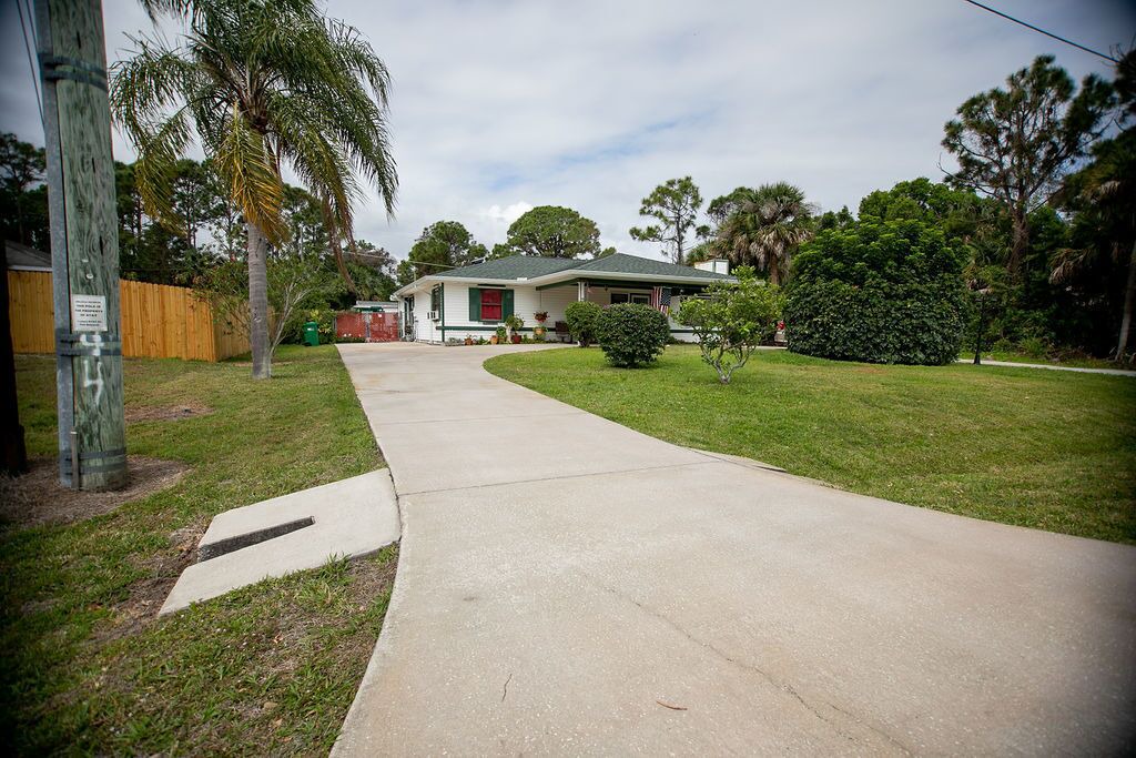 Photo of Outdoor in Sebastian Highlands