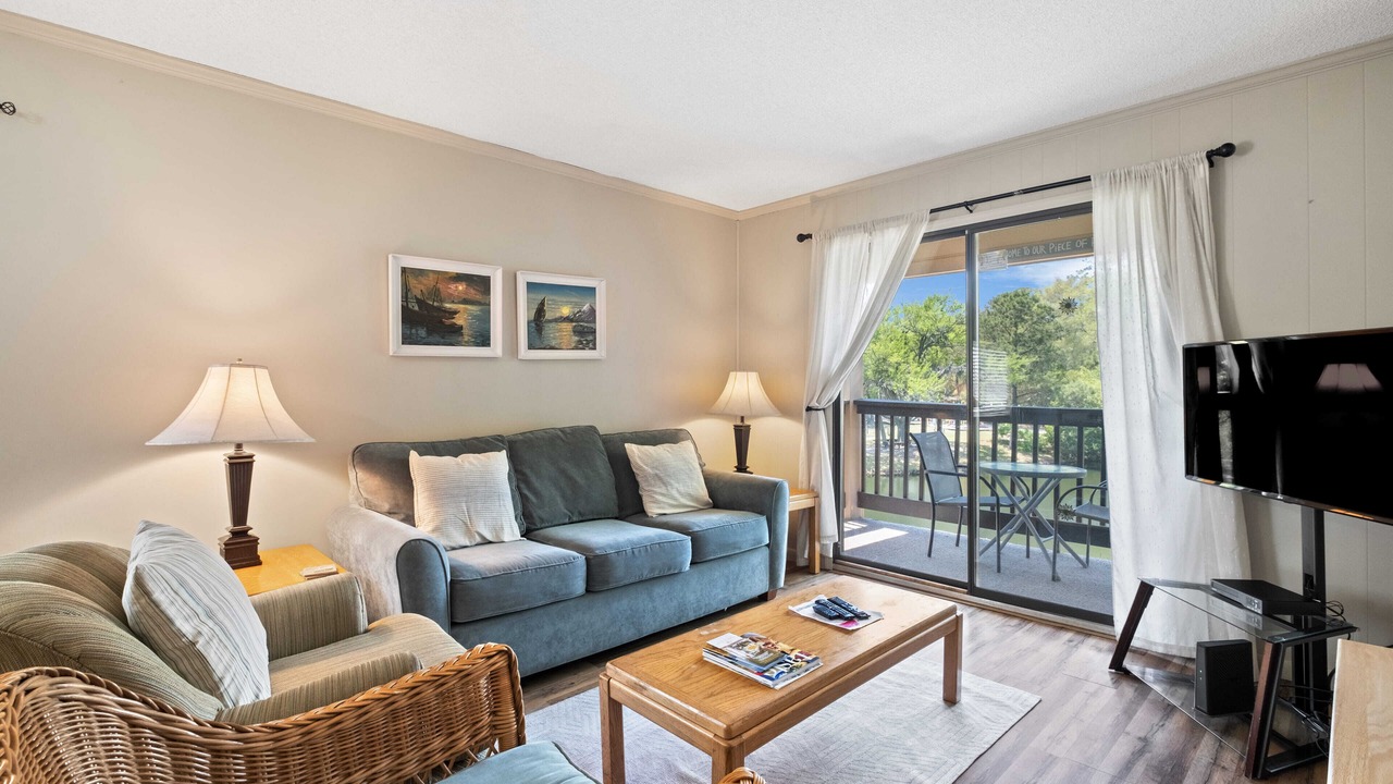 Photo of Livingroom in Folly Field