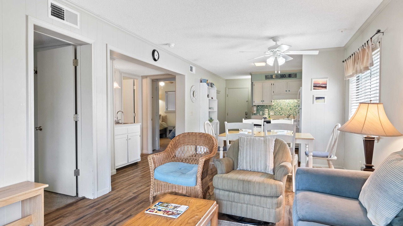 Photo of Livingroom in Folly Field