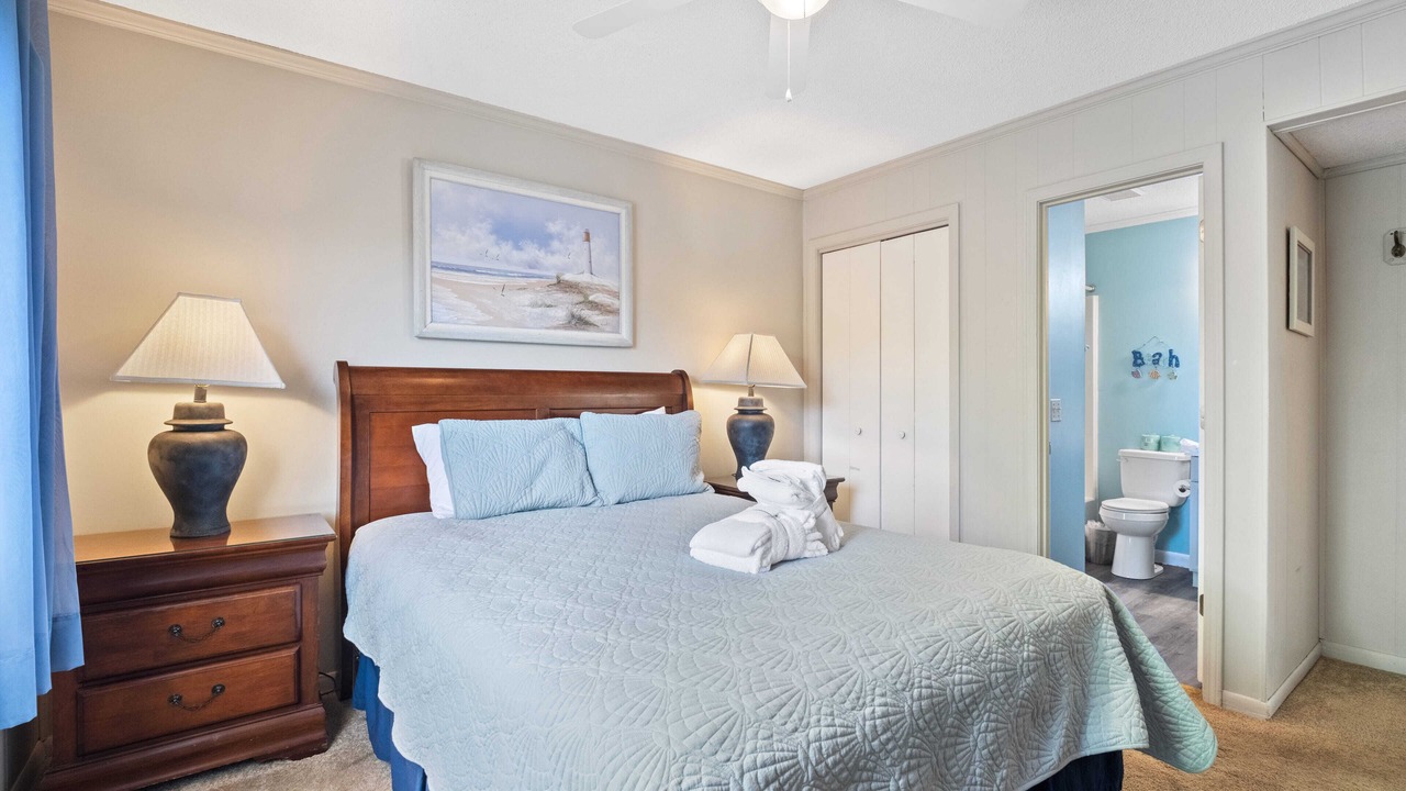Photo of Bedroom in Folly Field