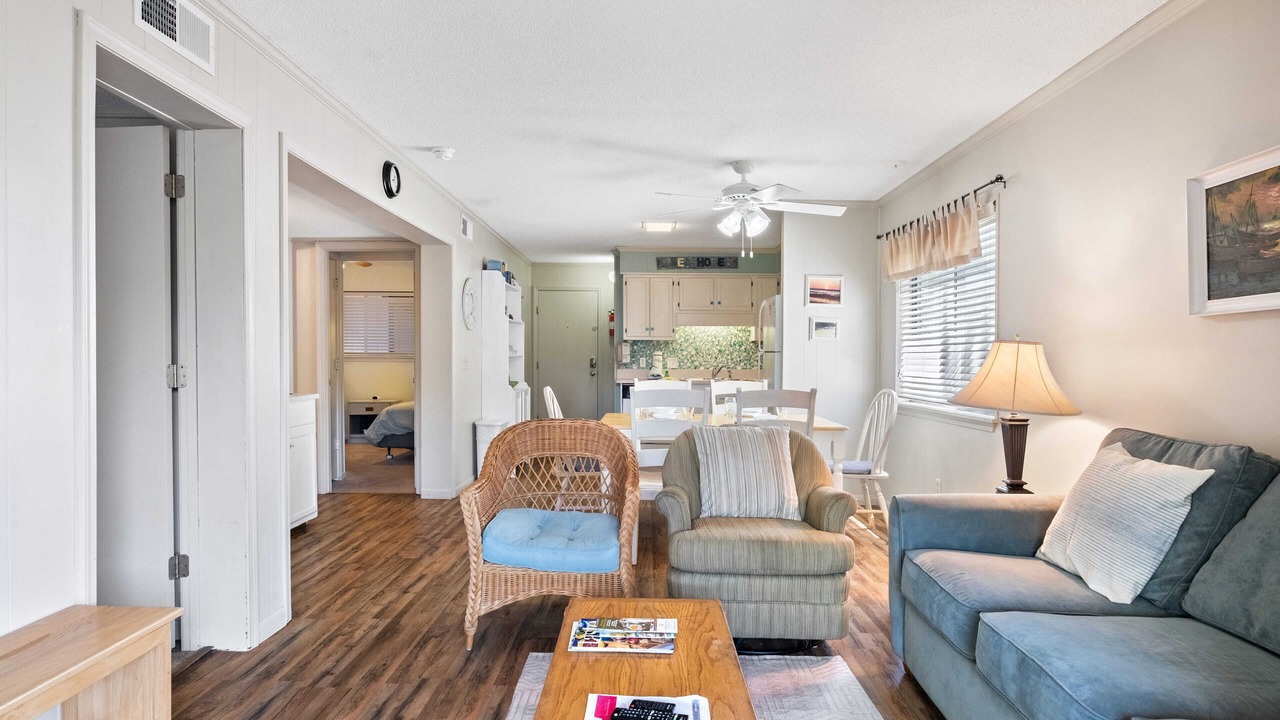 Photo of Livingroom in Folly Field