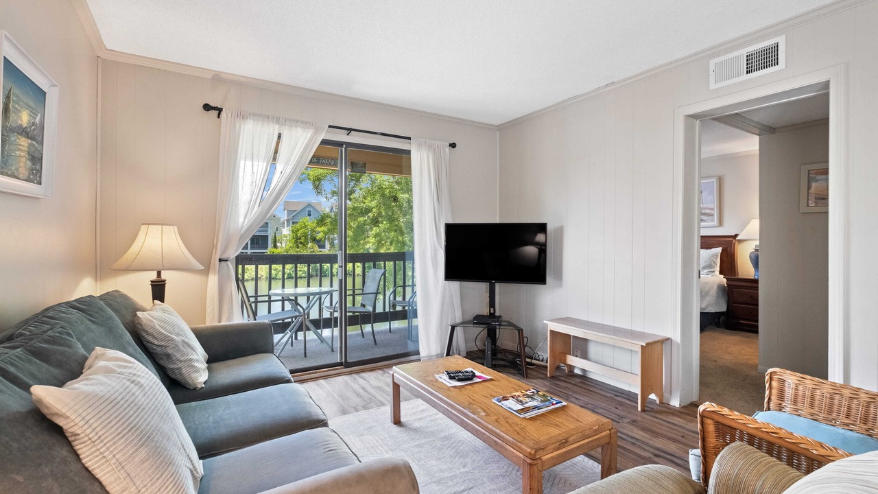 Photo of Livingroom in Folly Field