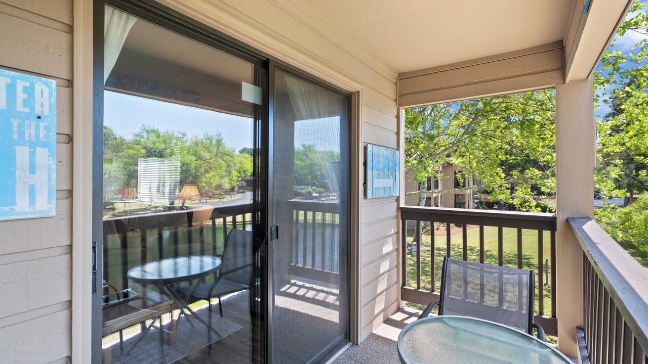 Photo of Outdoor in Folly Field