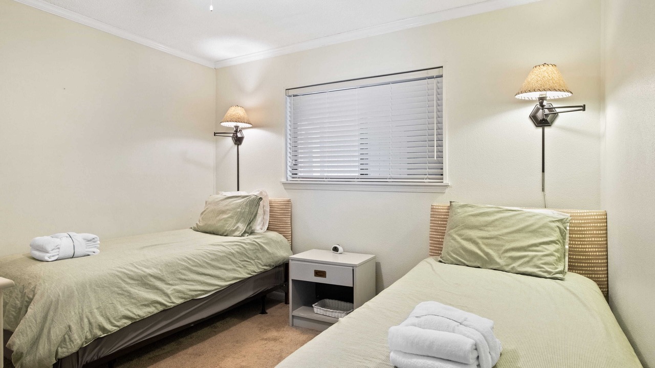 Photo of Bedroom in Folly Field