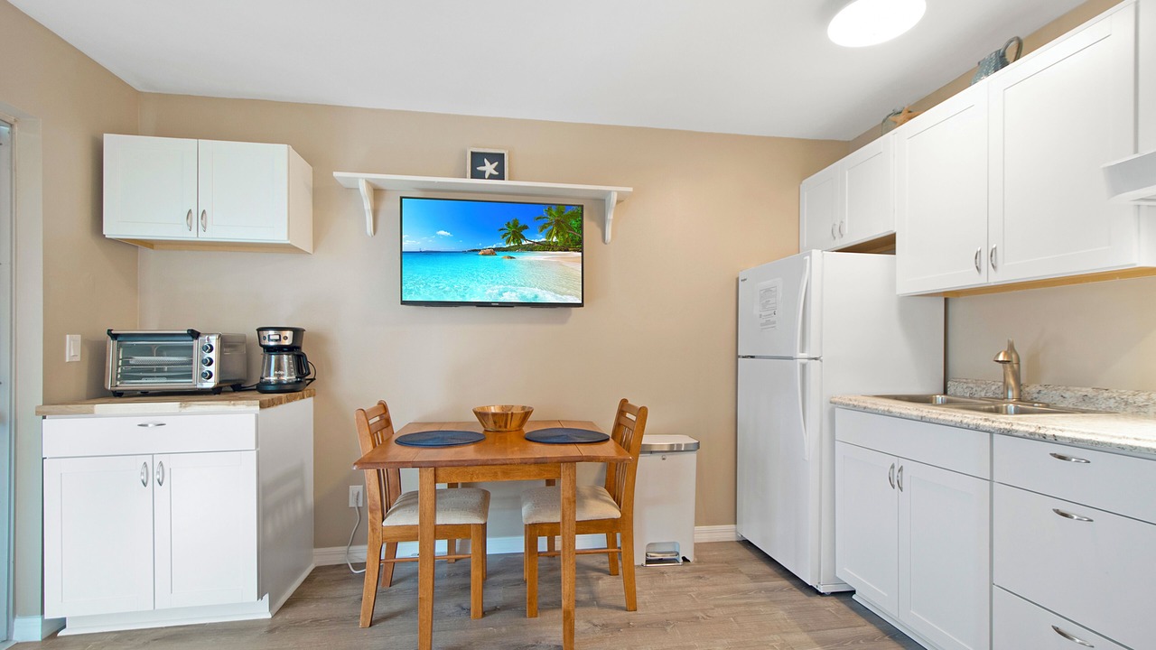 Photo of Kitchen in Isles of Capri