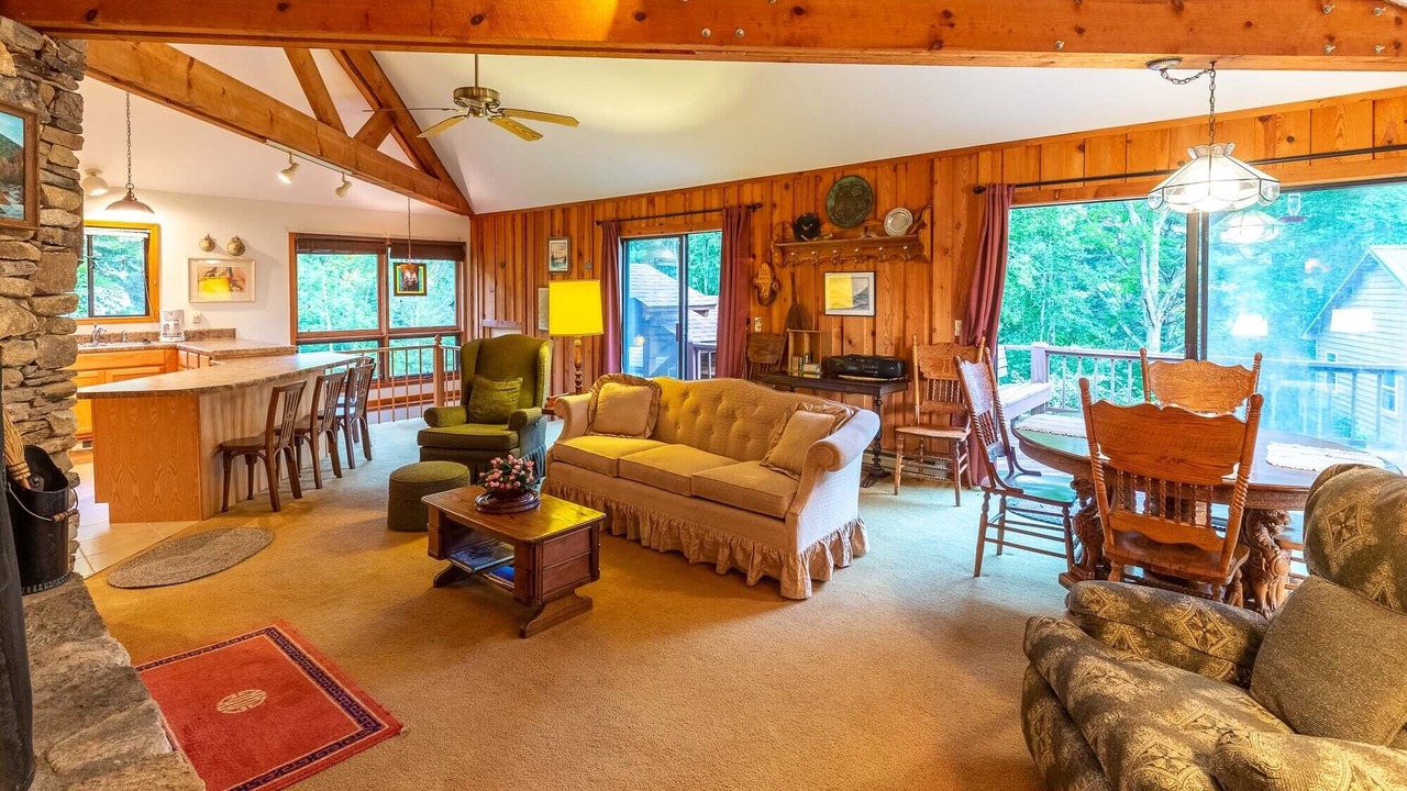 Photo of Livingroom in Glenville