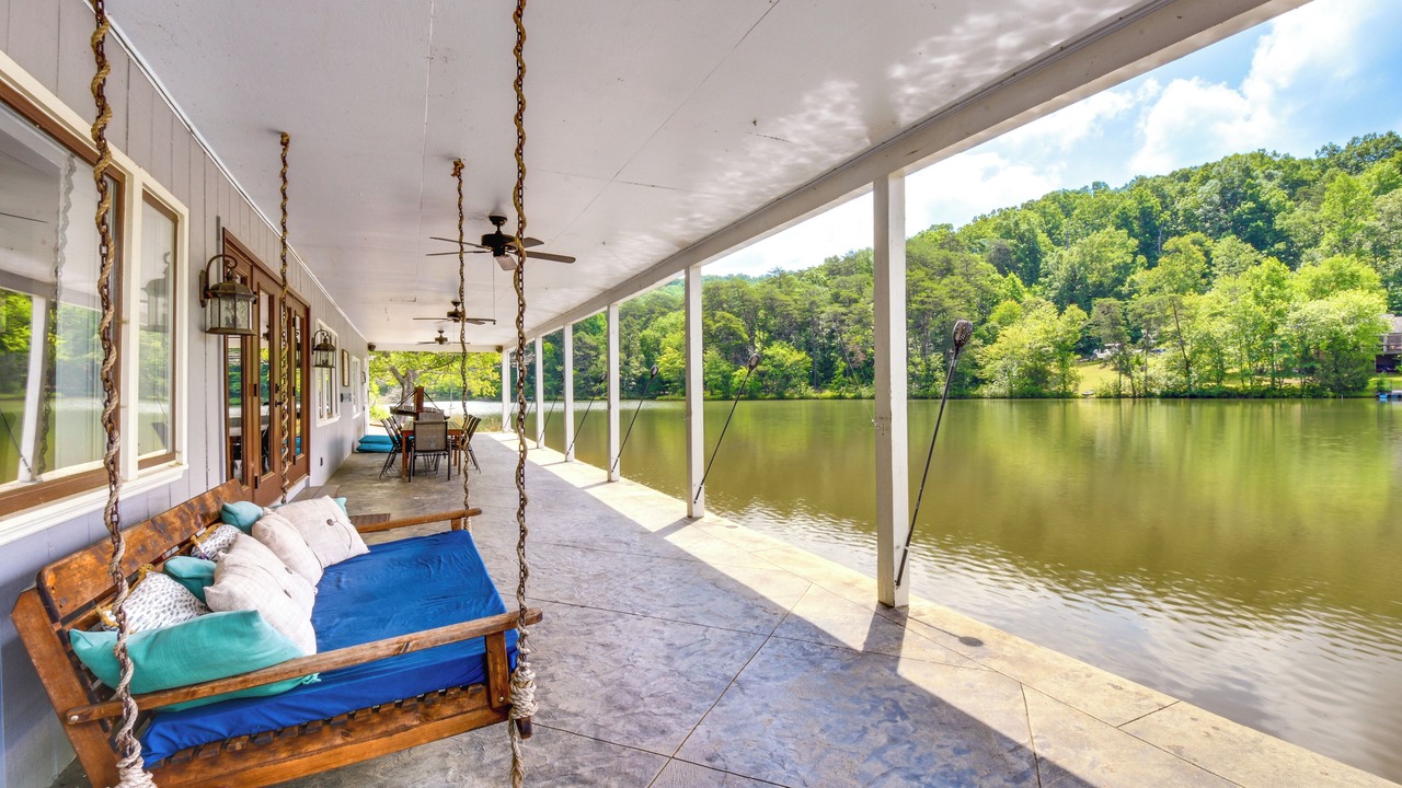 Photo of Patio Balcony in Six Mile