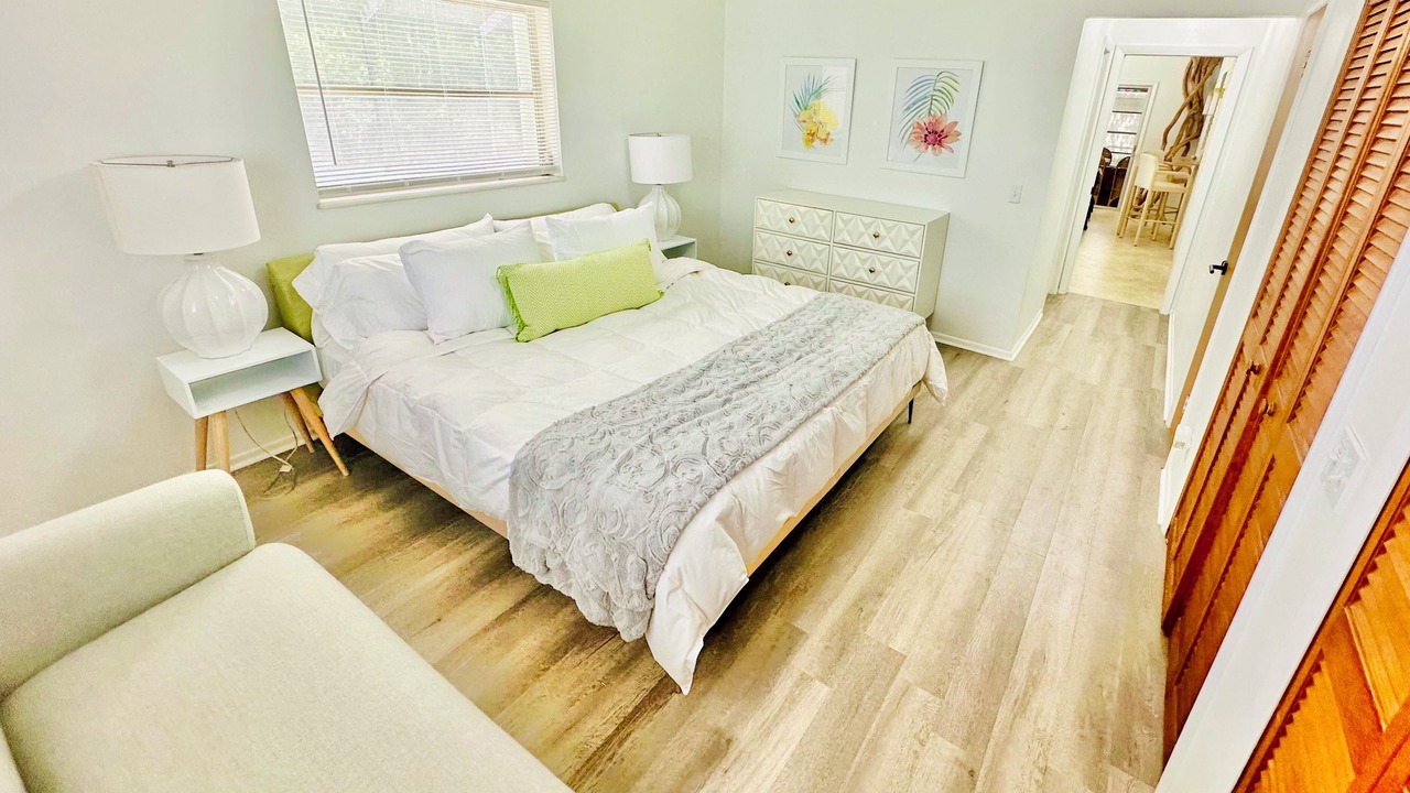 Photo of Bedroom in Central Beach