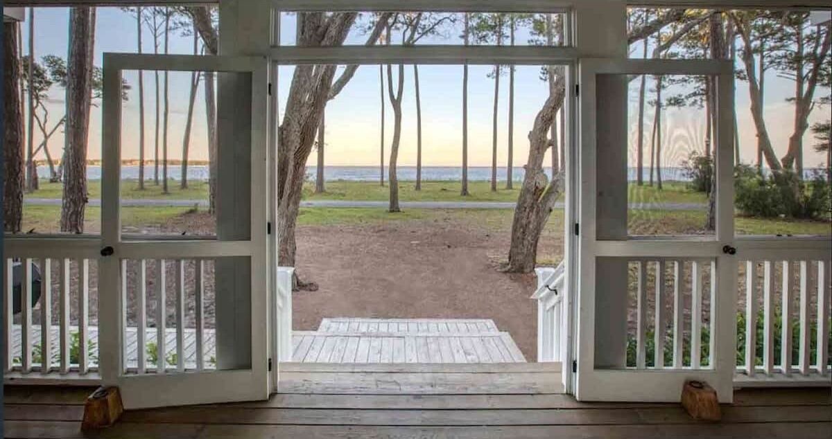 Photo of Outdoor in Melrose on the Beach