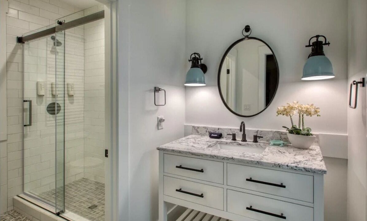 Photo of Bathroom in Melrose on the Beach