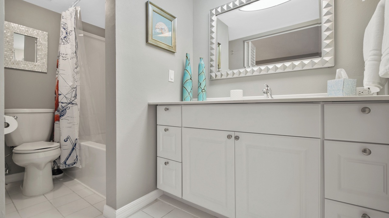 Photo of Bathroom in Isles of Capri