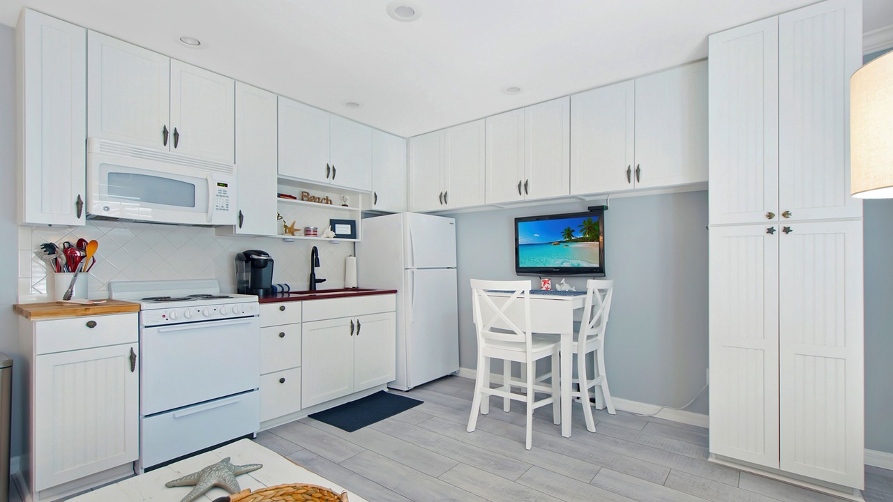 Photo of Kitchen in Isles of Capri