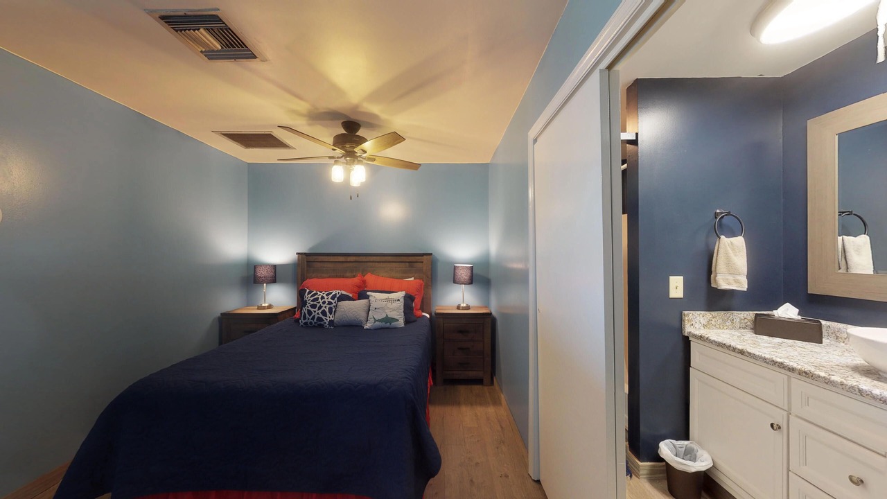 Photo of Bedroom in Isles of Capri