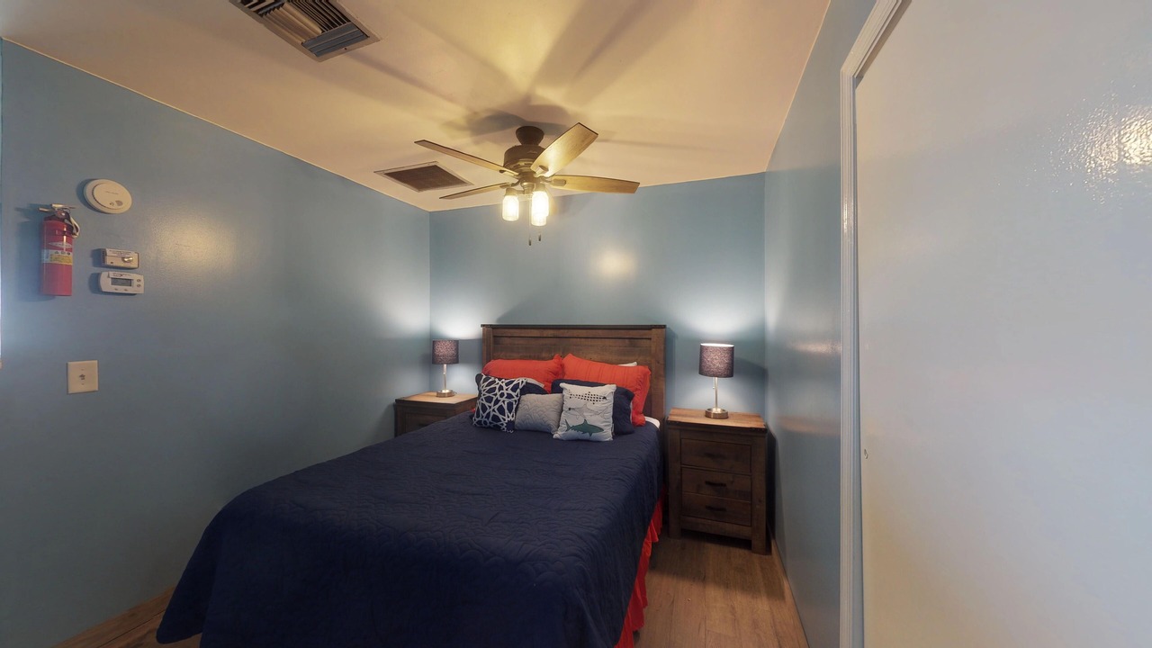 Photo of Bedroom in Isles of Capri