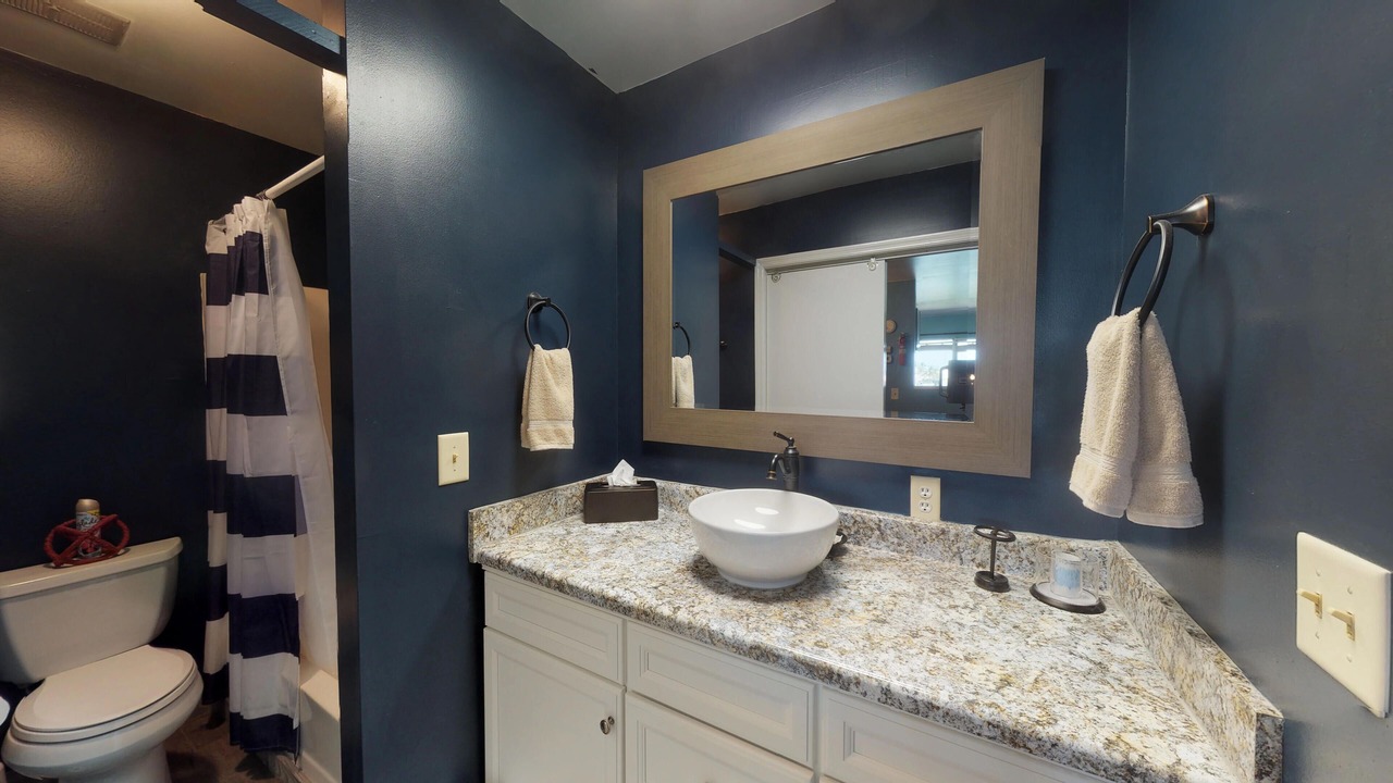 Photo of Bathroom in Isles of Capri