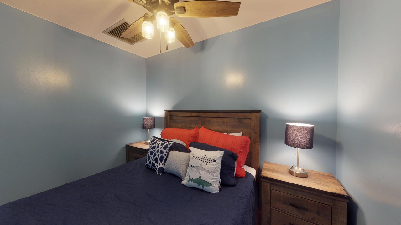 Photo of Bedroom in Isles of Capri