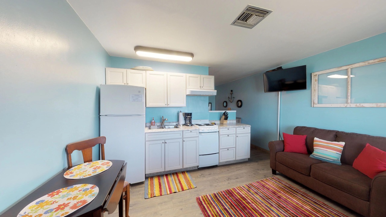 Photo of Kitchen in Isles of Capri