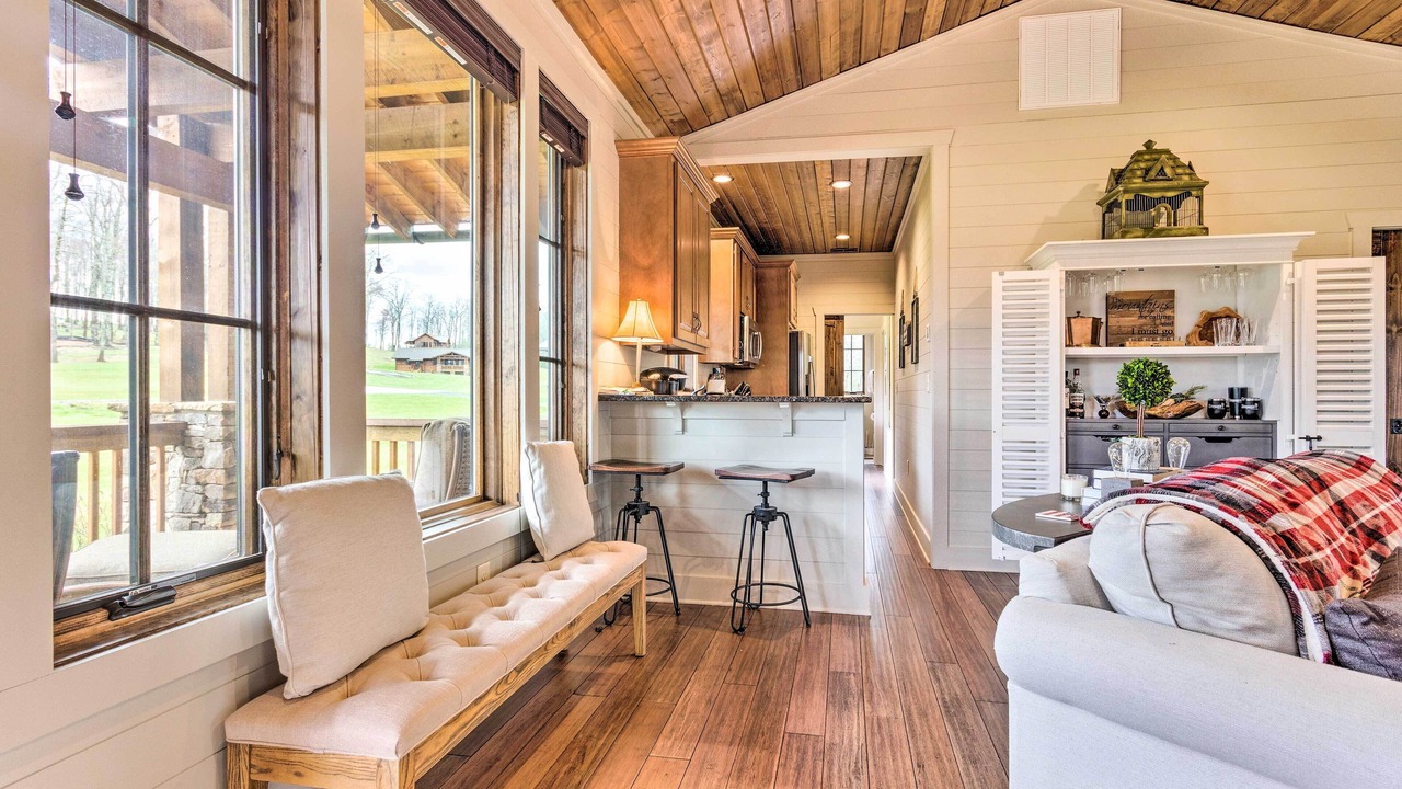 Photo of Livingroom in Glenville