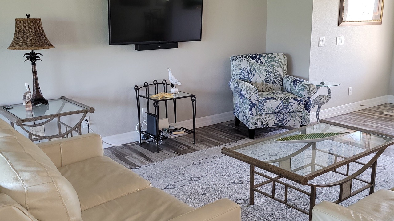 Photo of Livingroom in Deep Creek