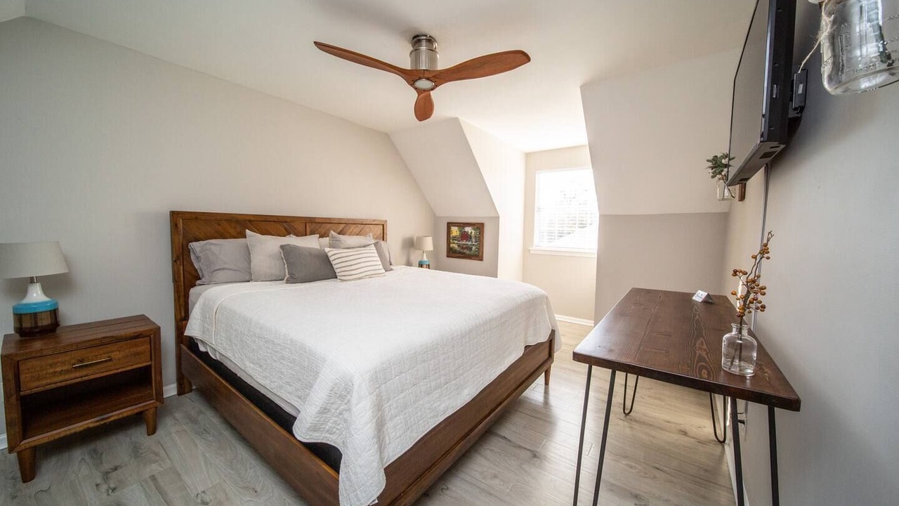 Photo of Bedroom in Whitemarsh Island