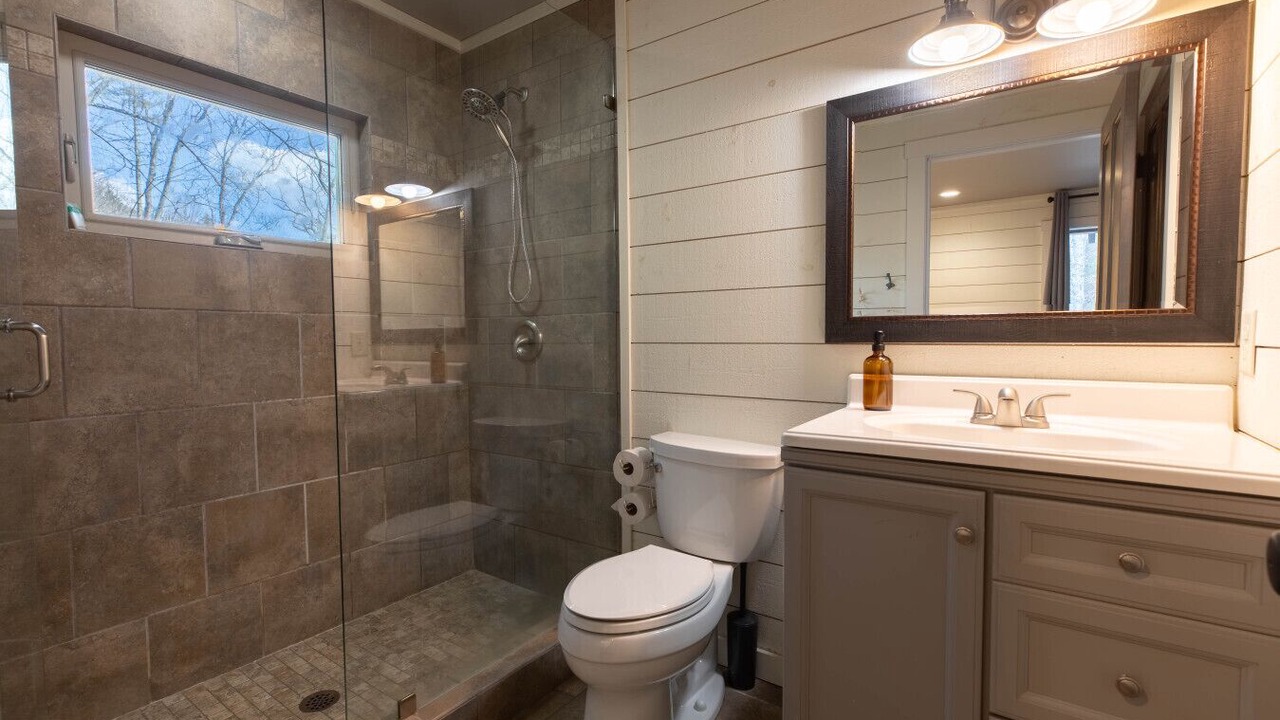 Photo of Bathroom in Highlands