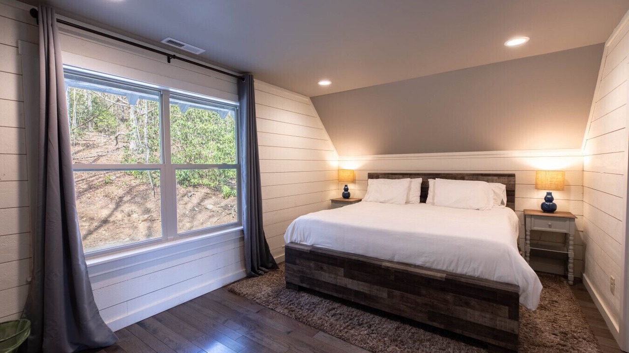 Photo of Bedroom in Highlands