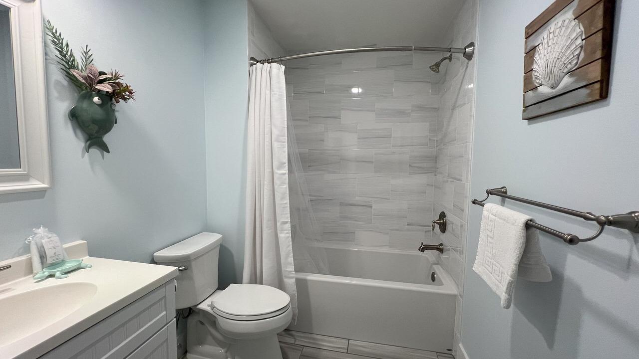 Photo of Bathroom in Lawton Woods