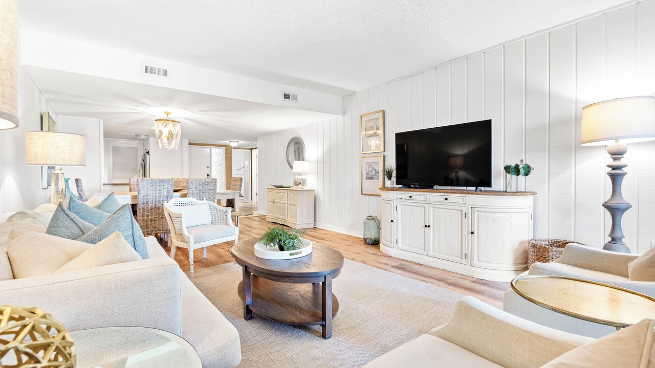 Photo of Livingroom in Sea Pines