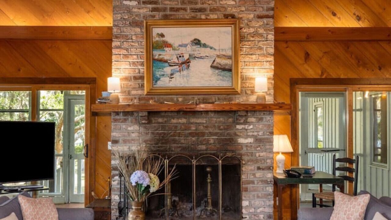 Photo of Livingroom in Rockville