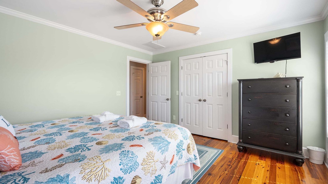 Photo of Bedroom in Beachwalk