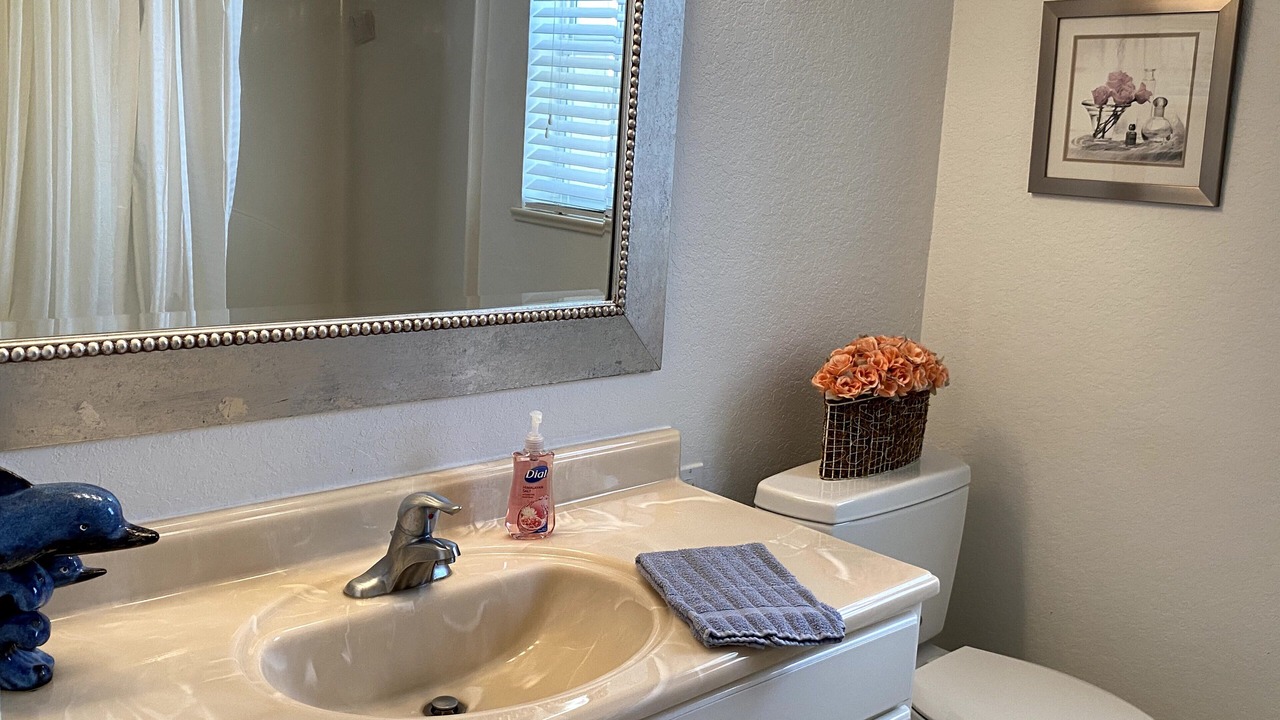 Photo of Bathroom in Nettles Island