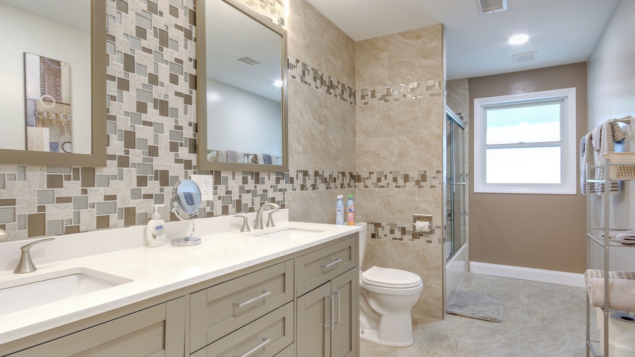 Photo of Bathroom in Chapin