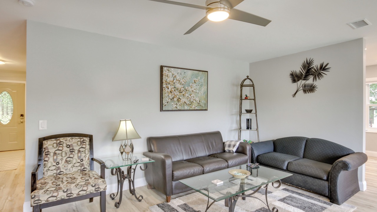 Photo of Livingroom in Chapin