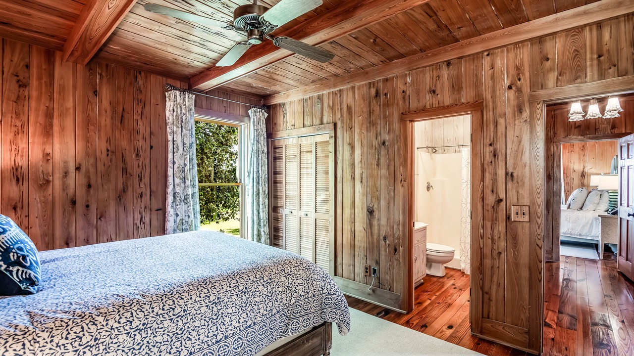 Photo of Bedroom in Georgetown