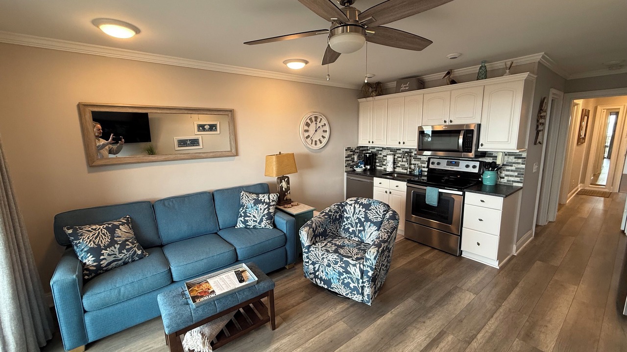 Photo of Livingroom in Folly Field