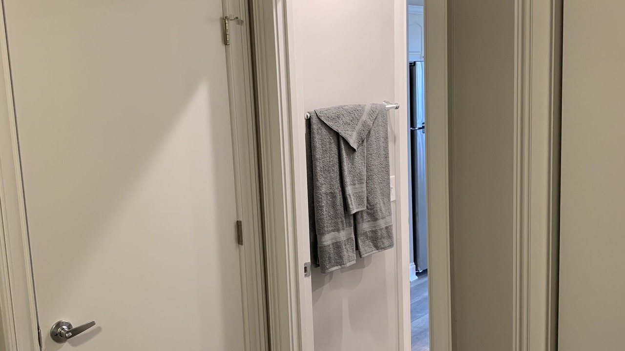 Photo of Bathroom in Folly Field