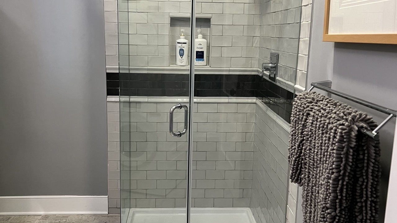 Photo of Bathroom in Six Mile