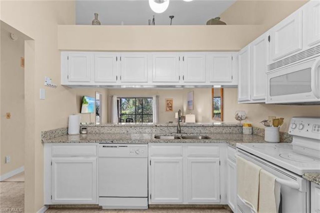Photo of Kitchen in Lely Golf Estates