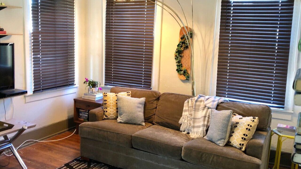 Photo of Livingroom in Thomas Square