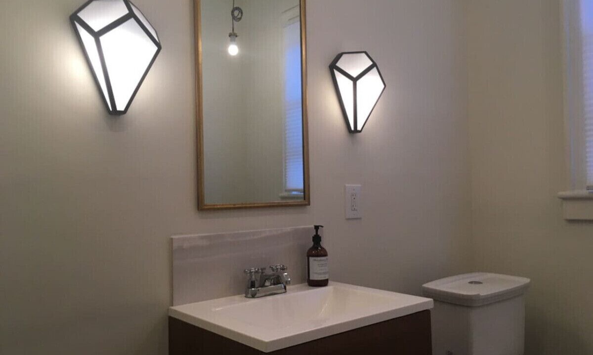 Photo of Bathroom in Thomas Square