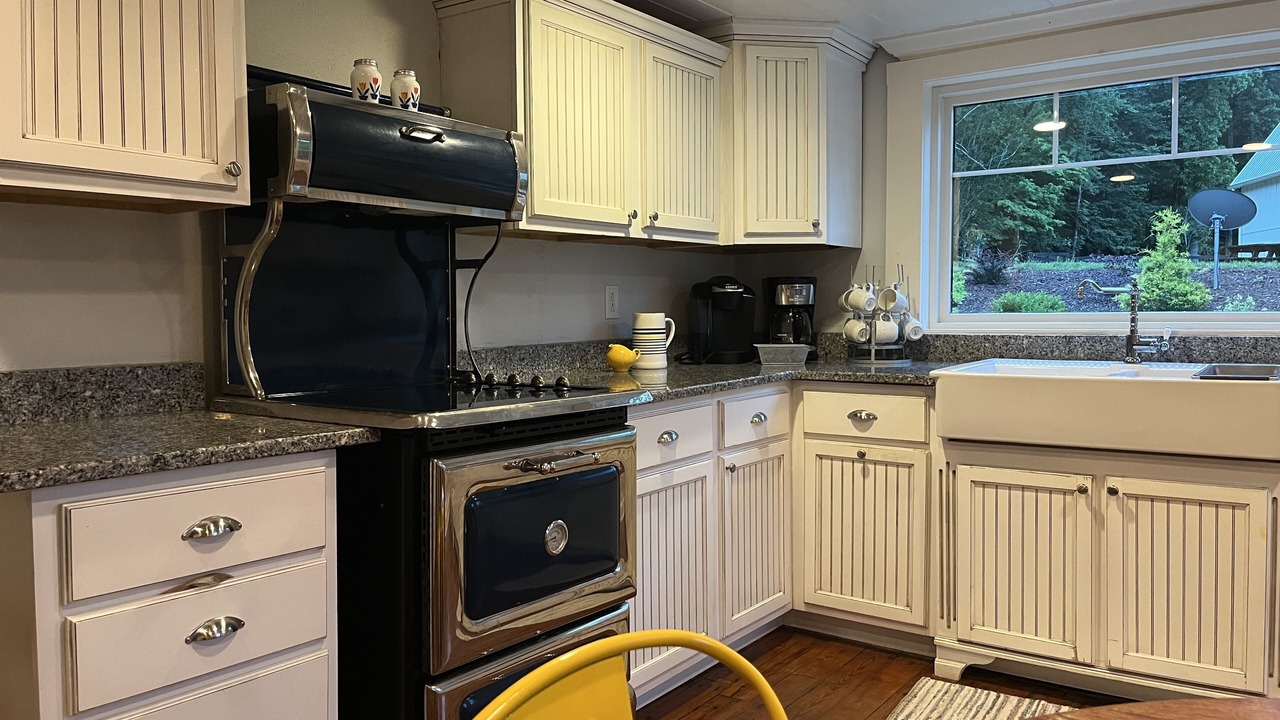 Photo of Kitchen in Hendersonville
