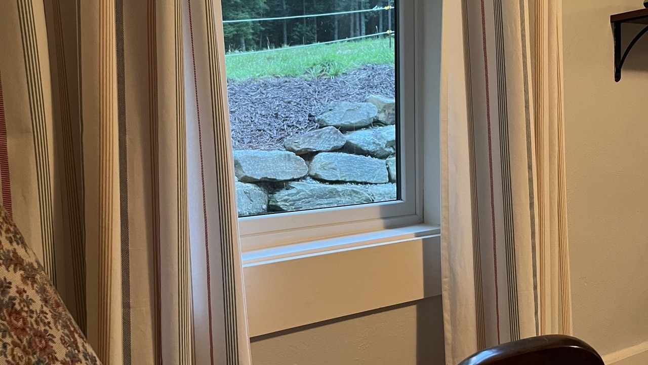 Photo of Bedroom in Hendersonville
