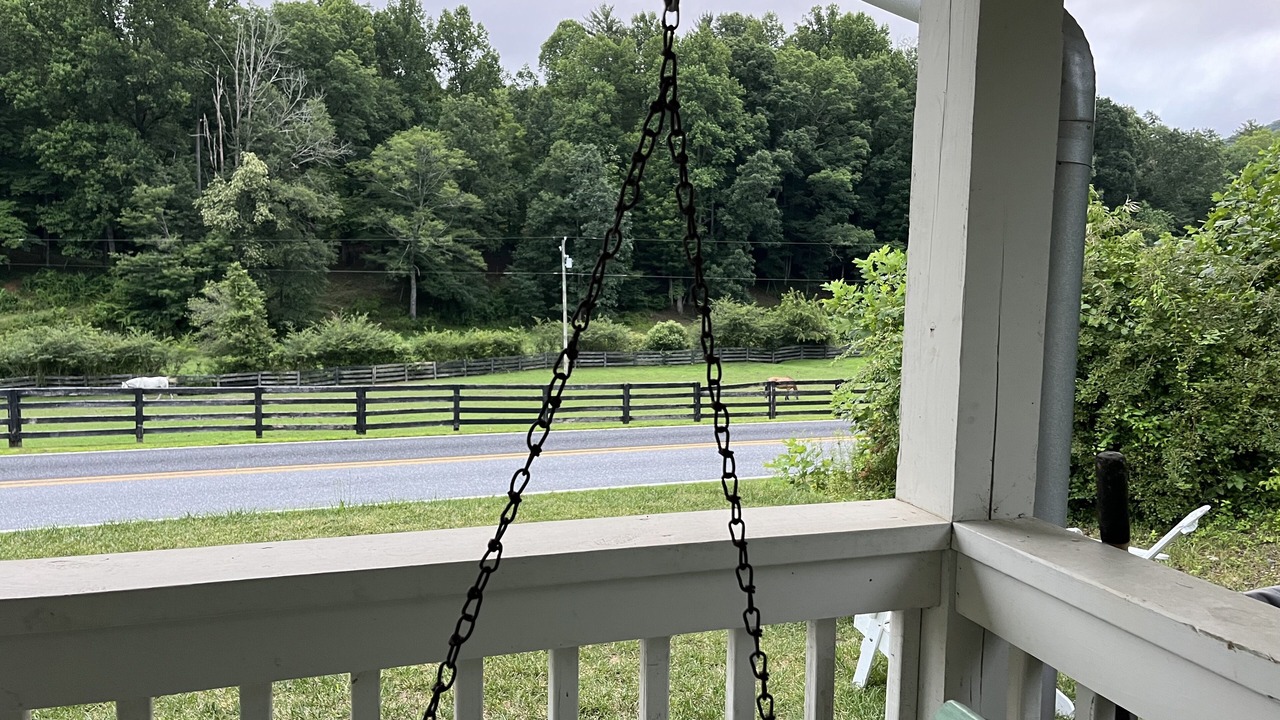 Photo of Outdoor in Hendersonville