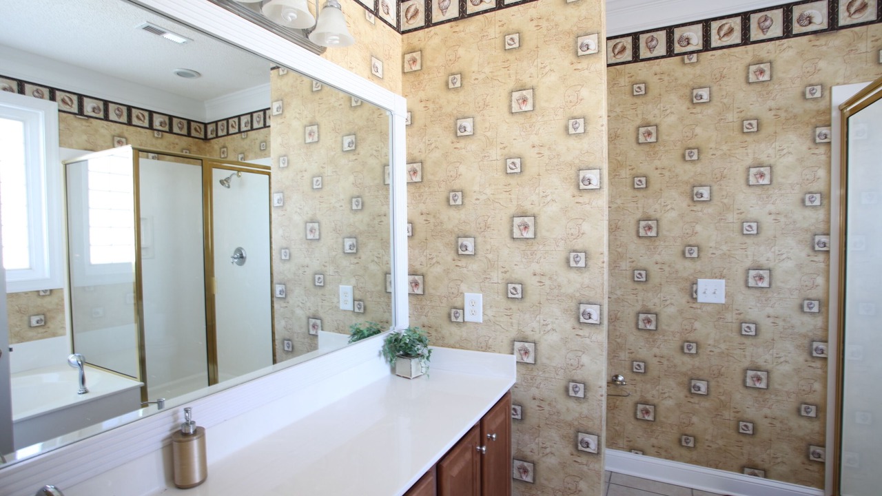 Photo of Bathroom in Inlet Harbour