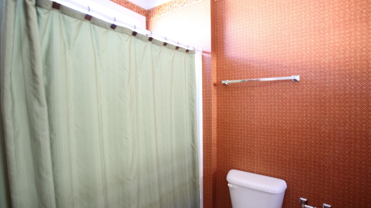 Photo of Bathroom in Inlet Harbour