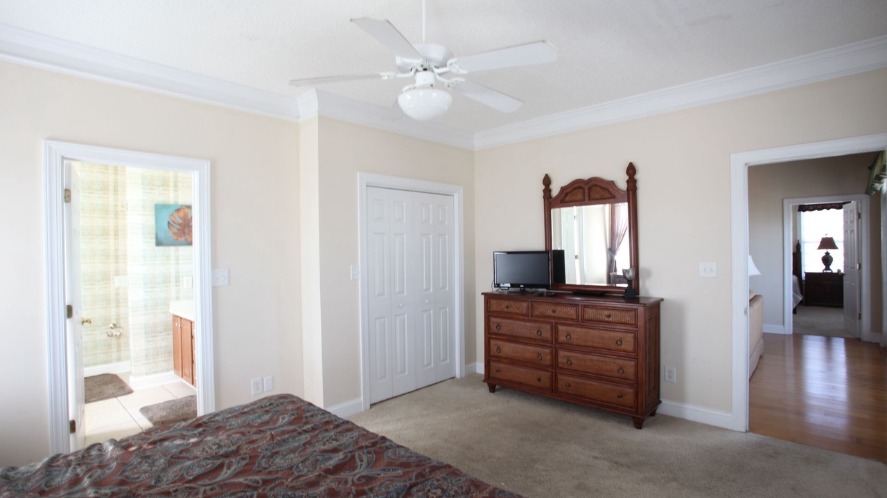 Photo of Bedroom in Inlet Harbour